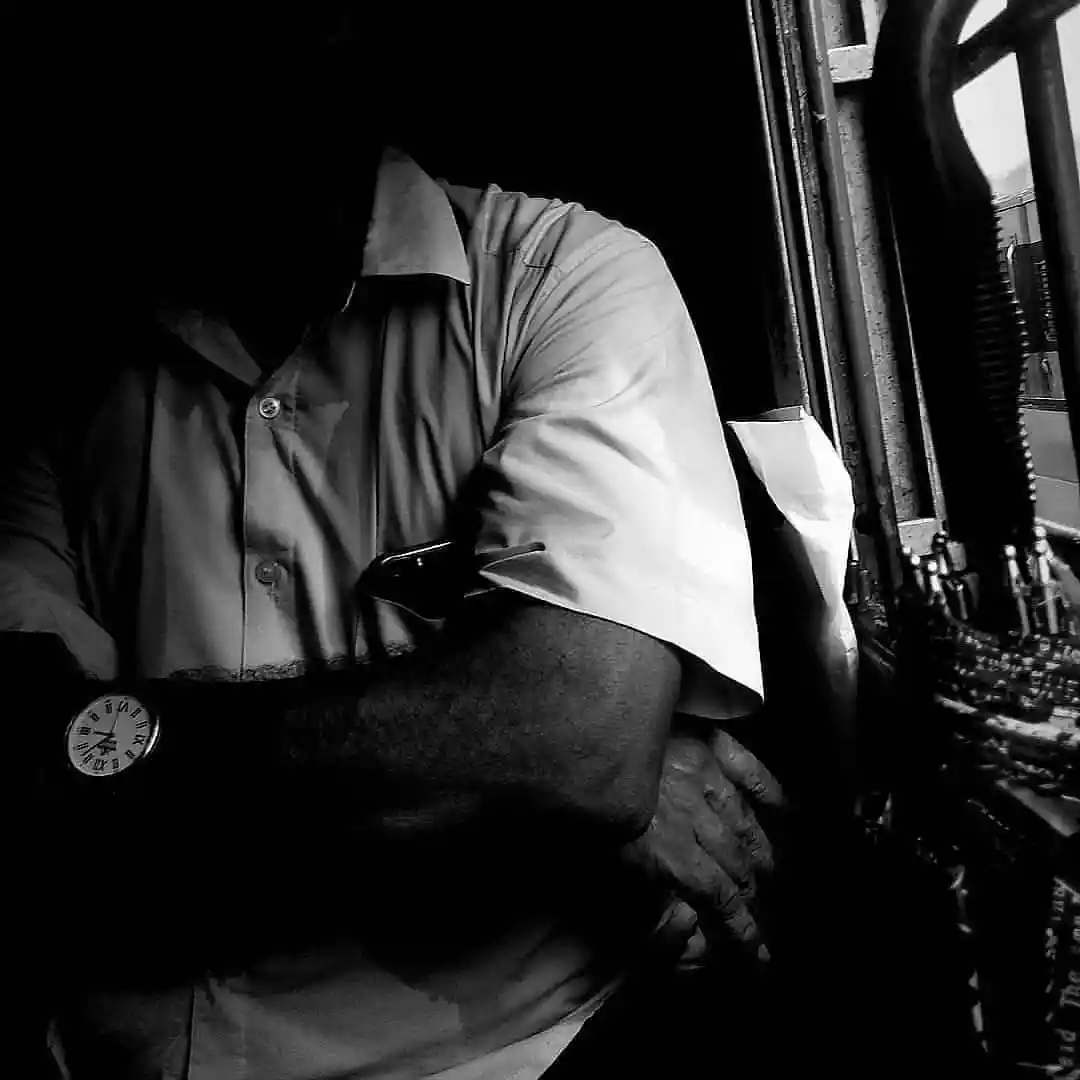 man-in-the-train-with-a-watch-digital-marketing-specialist-in-toronto